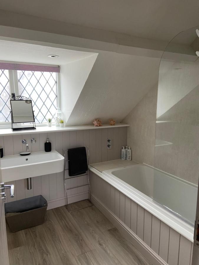 Вилла The Old Coach House At Byre House Coalpit Heath Экстерьер фото